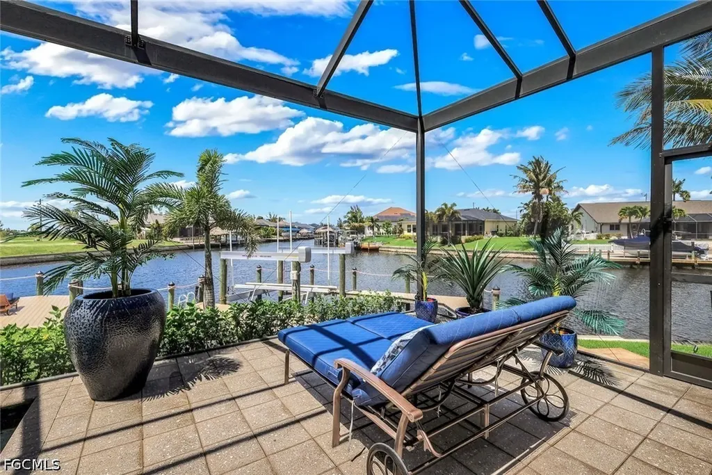 128 NW 39th Avenue Cape Coral FL 33993