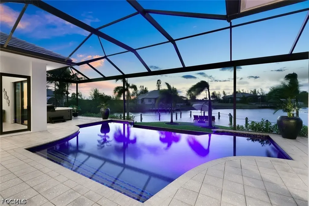 128 NW 39th Avenue Cape Coral FL 33993