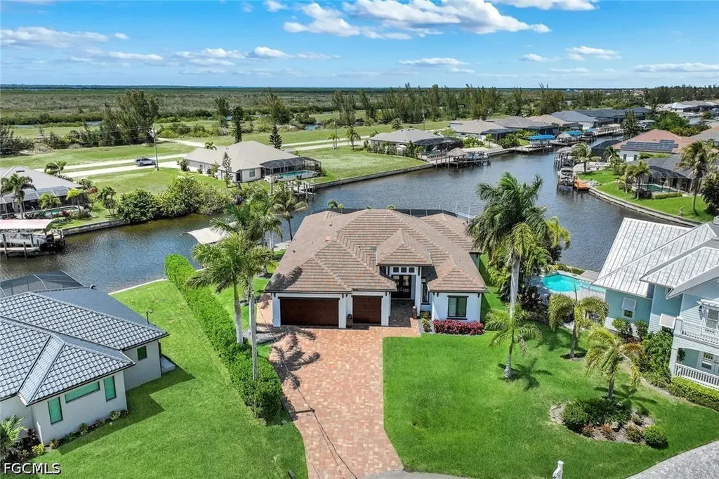 128 NW 39th Avenue Cape Coral FL 33993