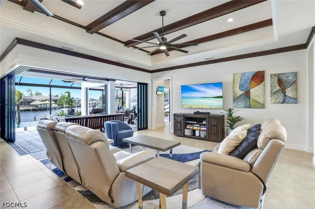 128 NW 39th Avenue Cape Coral FL 33993