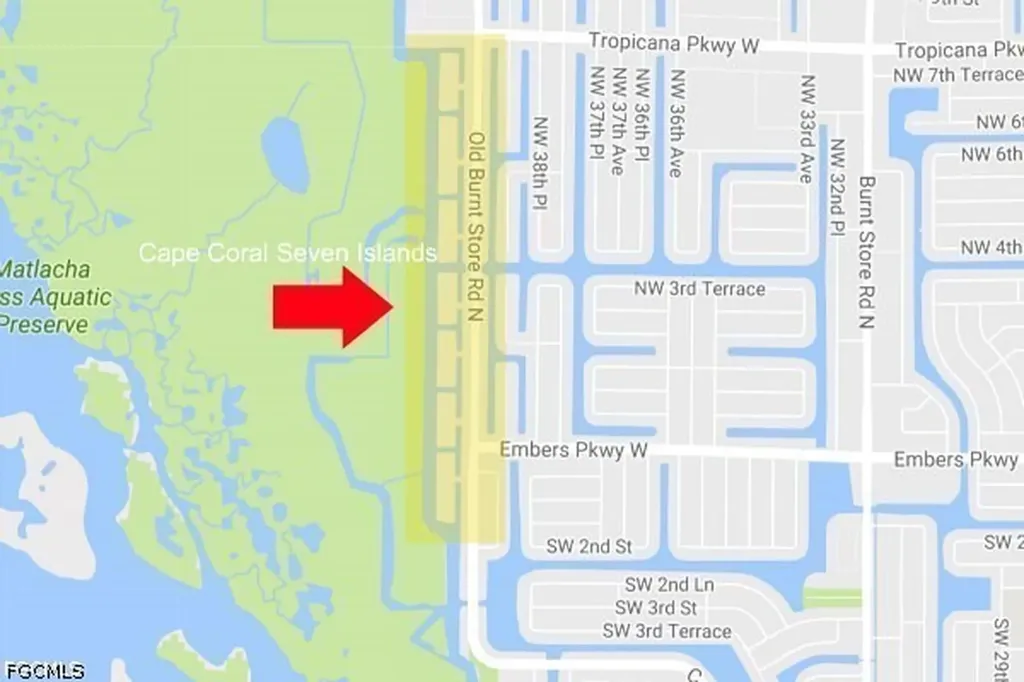 128 NW 39th Avenue Cape Coral FL 33993