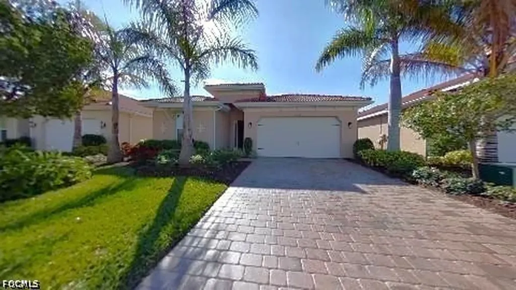 3920 King Edwards Street Fort Myers FL 33916