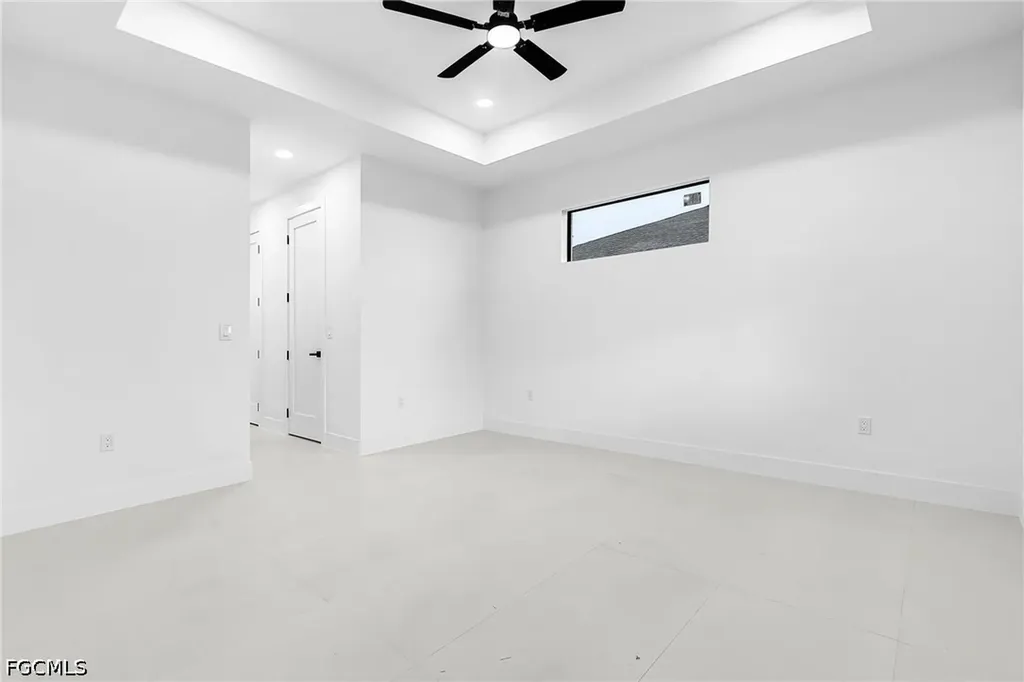 1015 SW 8th Court Cape Coral FL 33991