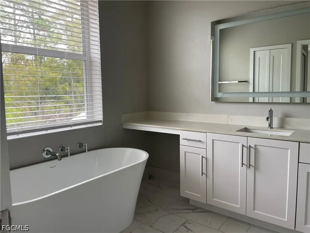 7081 Venice Way Naples FL 34119
