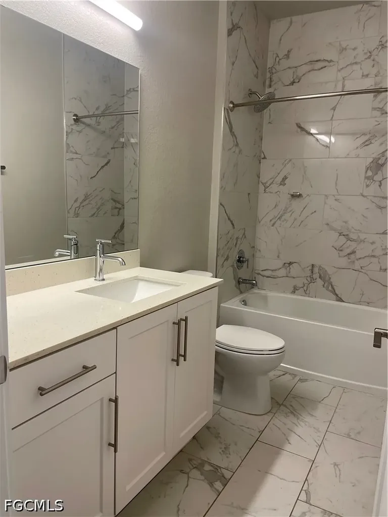 7081 Venice Way Naples FL 34119