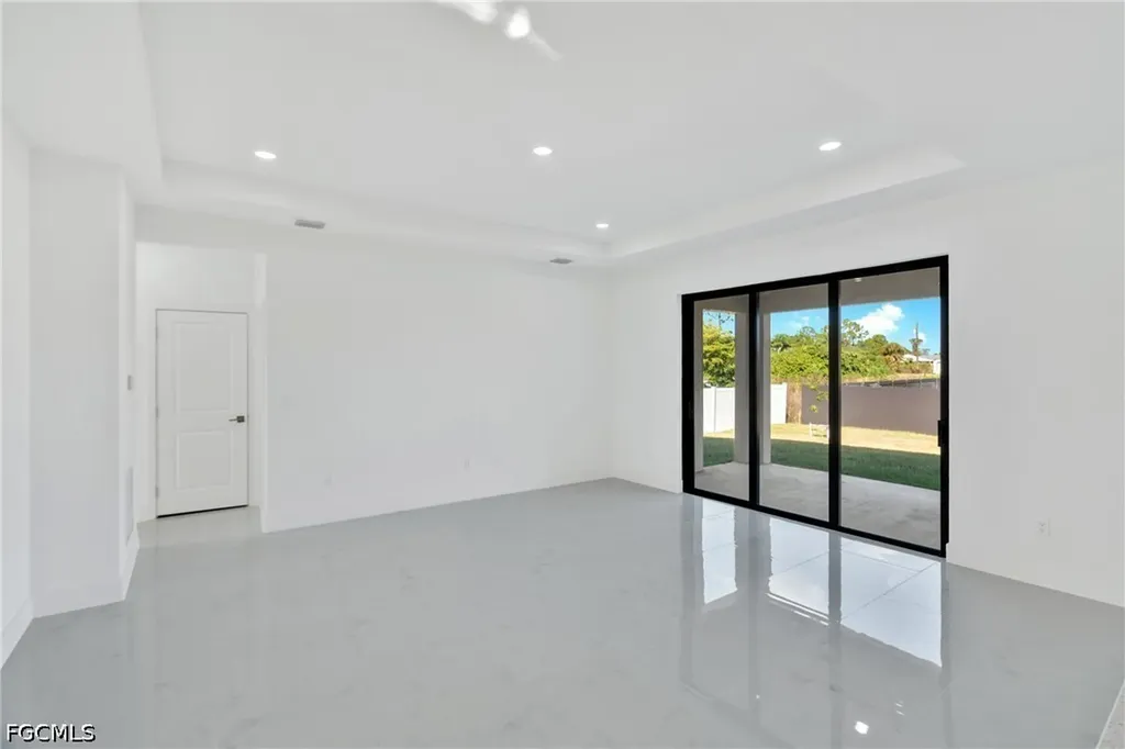 1142 Edelweiss Street E Lehigh Acres FL 33974