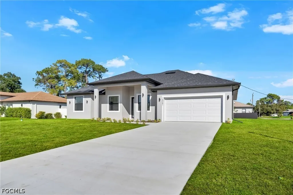 1142 Edelweiss Street E Lehigh Acres FL 33974