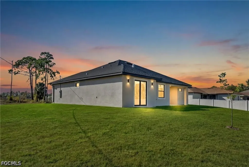 1142 Edelweiss Street E Lehigh Acres FL 33974