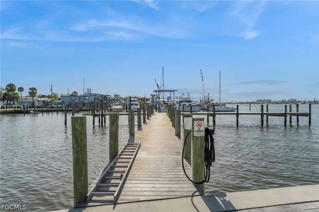19281 #36 San Carlos Boulevard Fort Myers Beach FL 33931