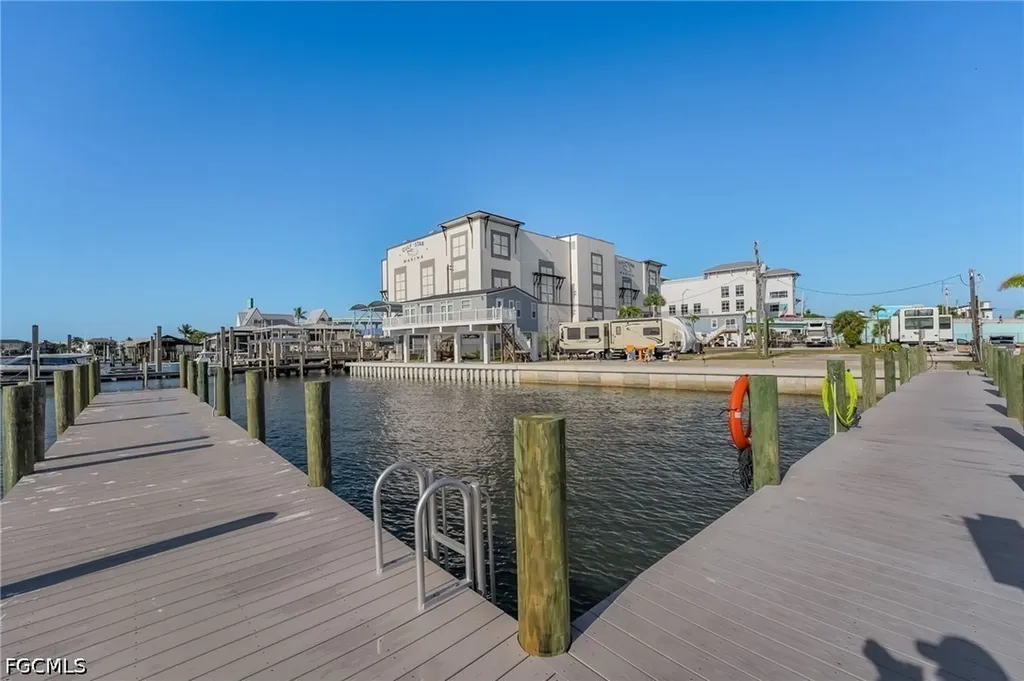 19281 #36 San Carlos Boulevard Fort Myers Beach FL 33931