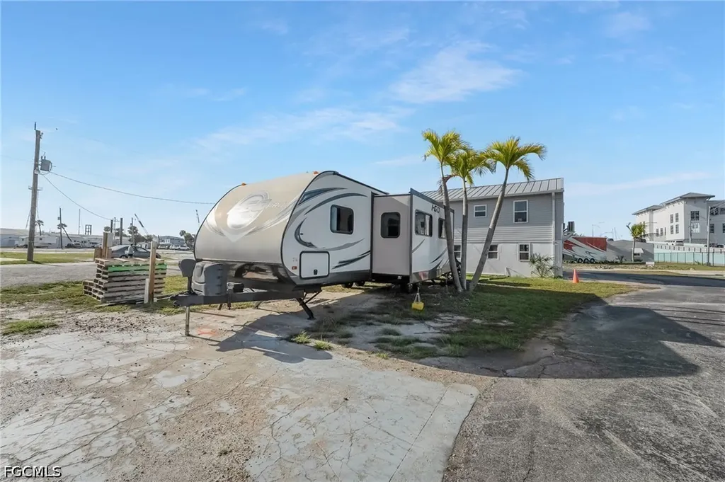 19281 #36 San Carlos Boulevard Fort Myers Beach FL 33931