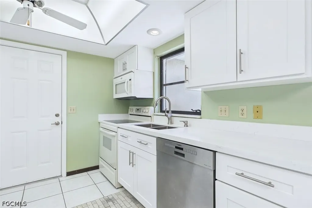 12068 Matlacha Boulevard Matlacha Isles FL 33991