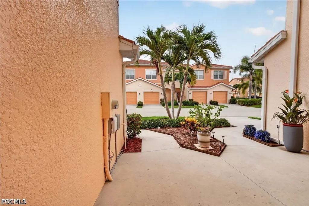 10285 Via Colomba Circle Fort Myers FL 33966