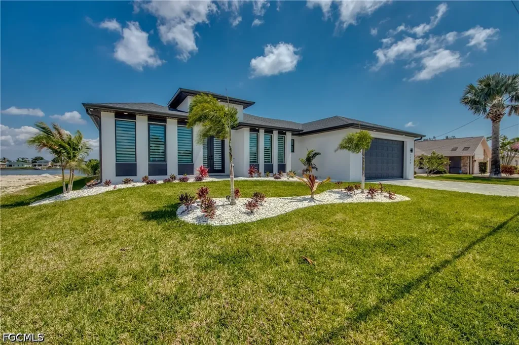 1715 SW 6th Avenue Cape Coral FL 33991