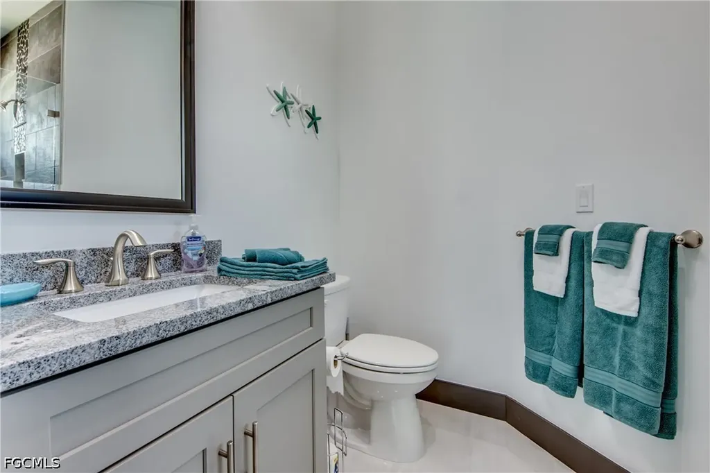 1715 SW 6th Avenue Cape Coral FL 33991