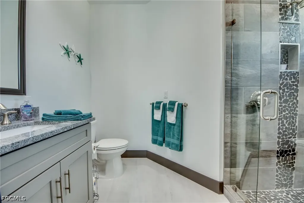 1715 SW 6th Avenue Cape Coral FL 33991