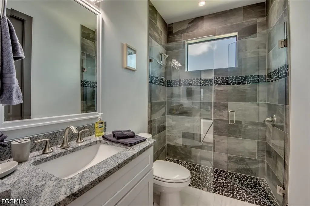 1715 SW 6th Avenue Cape Coral FL 33991