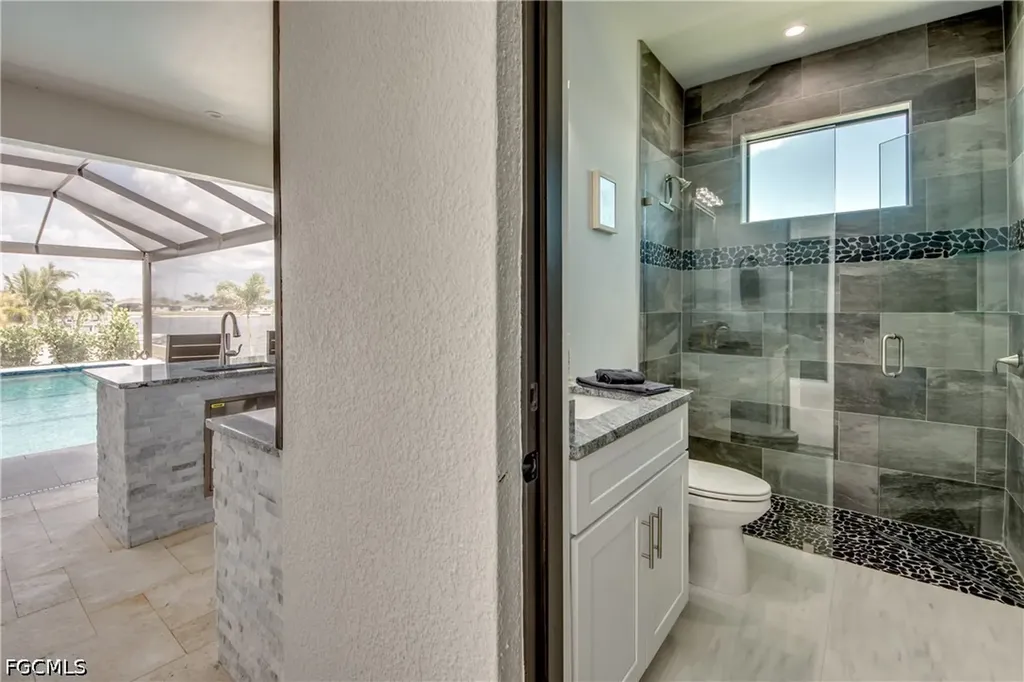 1715 SW 6th Avenue Cape Coral FL 33991