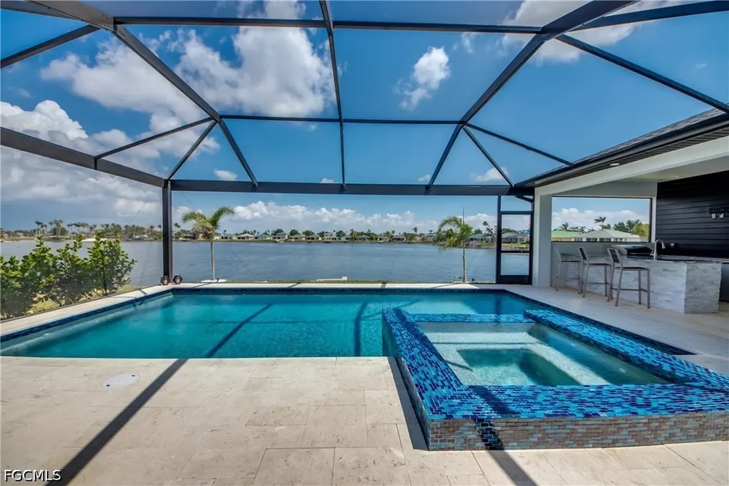 1715 SW 6th Avenue Cape Coral FL 33991