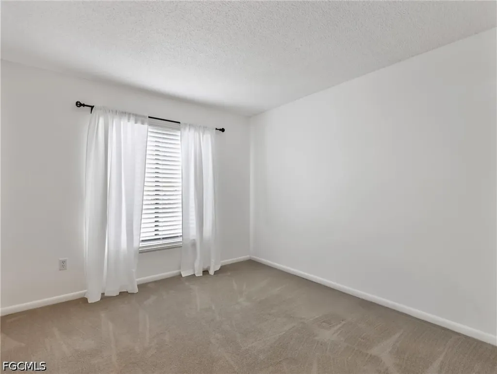 9540 Green Cypress Lane Fort Myers FL 33905
