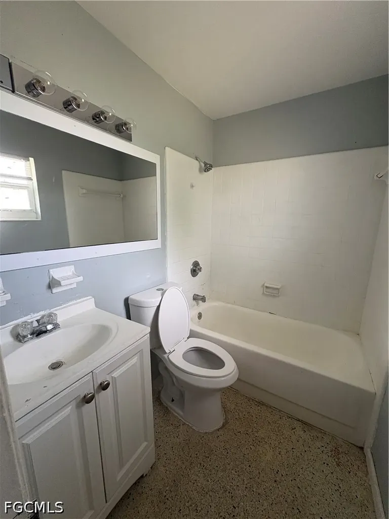 5510/5512 Third Avenue Fort Myers FL 33907