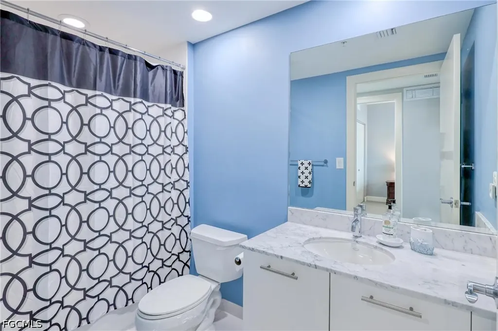 3000 Oasis Grand Boulevard Fort Myers FL 33916