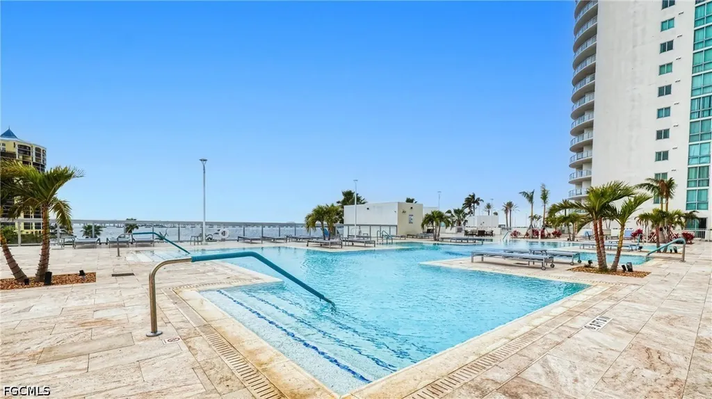 3000 Oasis Grand Boulevard Fort Myers FL 33916