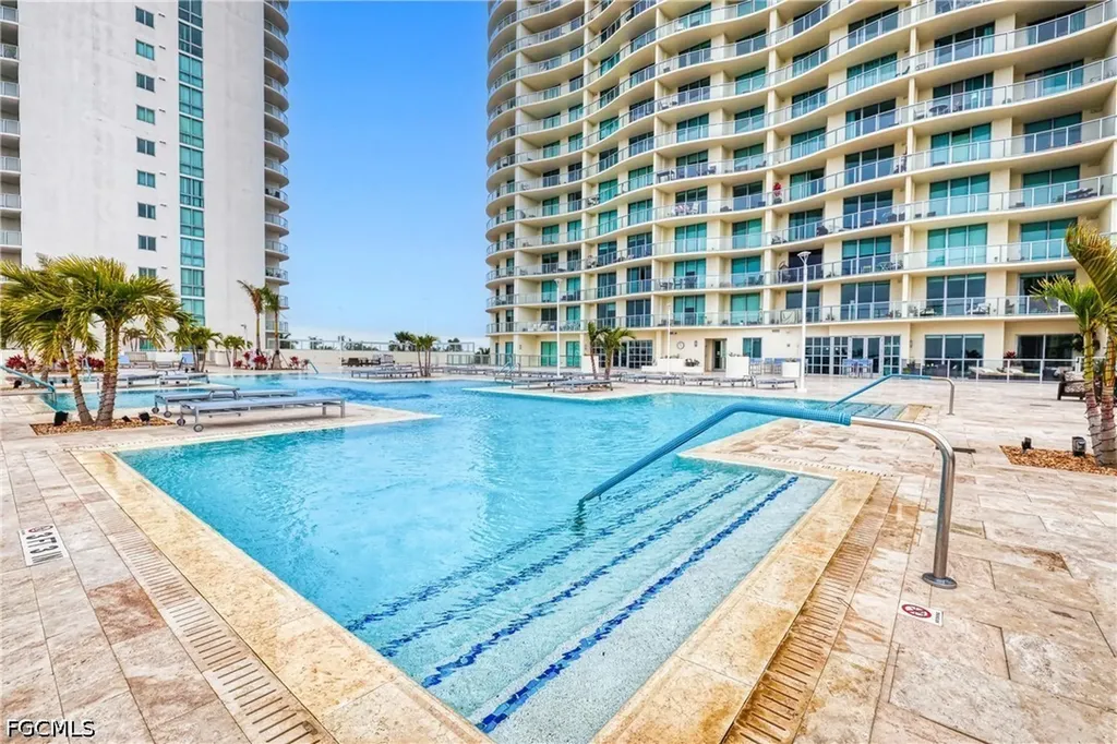 3000 Oasis Grand Boulevard Fort Myers FL 33916