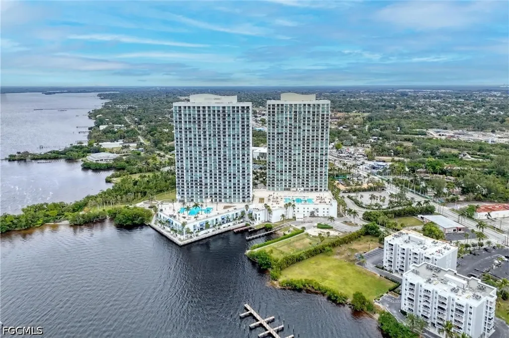 3000 Oasis Grand Boulevard Fort Myers FL 33916