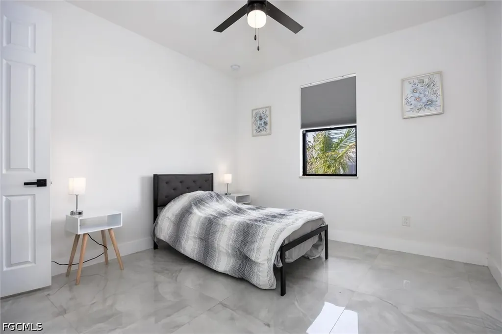 220 NE 8th Place Cape Coral FL 33909