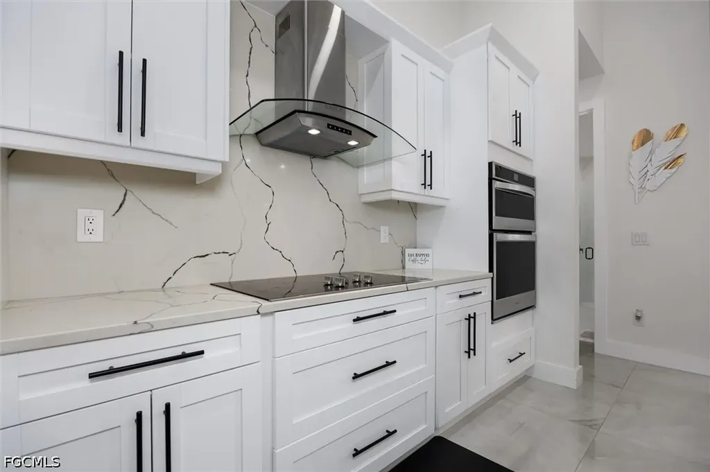 220 NE 8th Place Cape Coral FL 33909