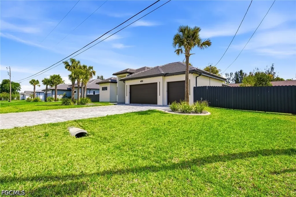 423 SW 19th Avenue Cape Coral FL 33991