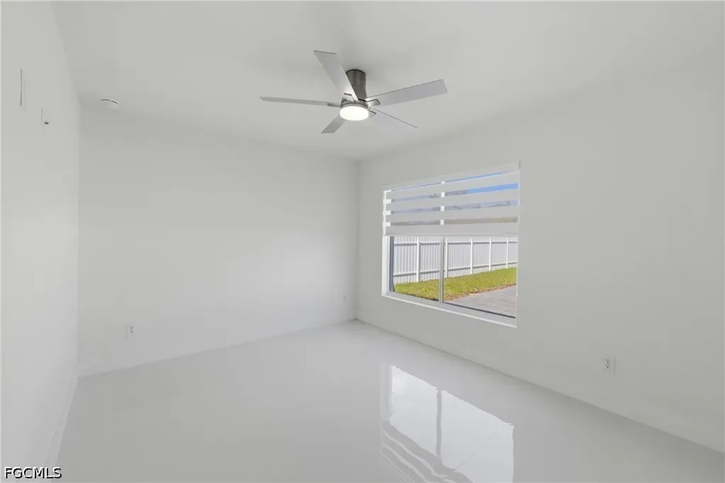 2813 NW 21st Avenue Cape Coral FL 33993