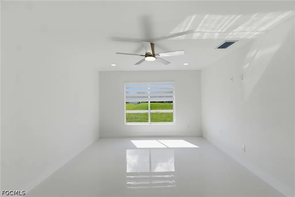 2813 NW 21st Avenue Cape Coral FL 33993