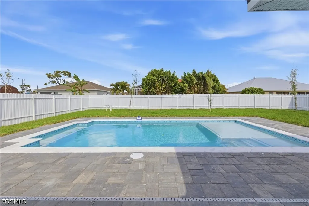 2813 NW 21st Avenue Cape Coral FL 33993
