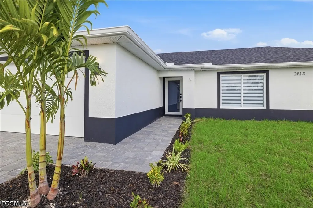 2813 NW 21st Avenue Cape Coral FL 33993