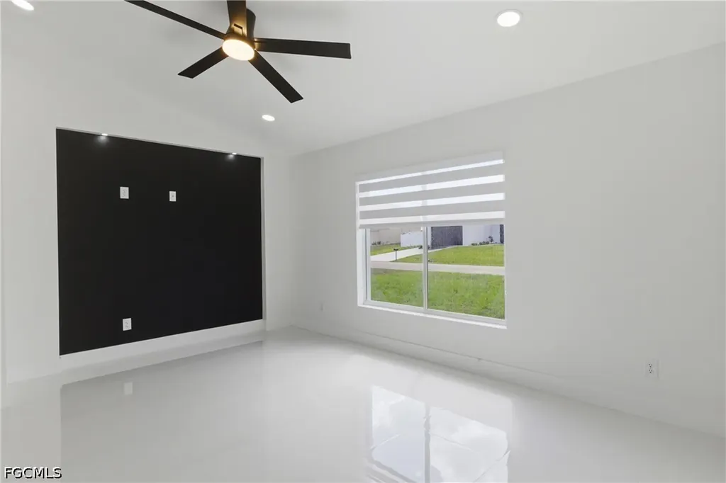 2813 NW 21st Avenue Cape Coral FL 33993