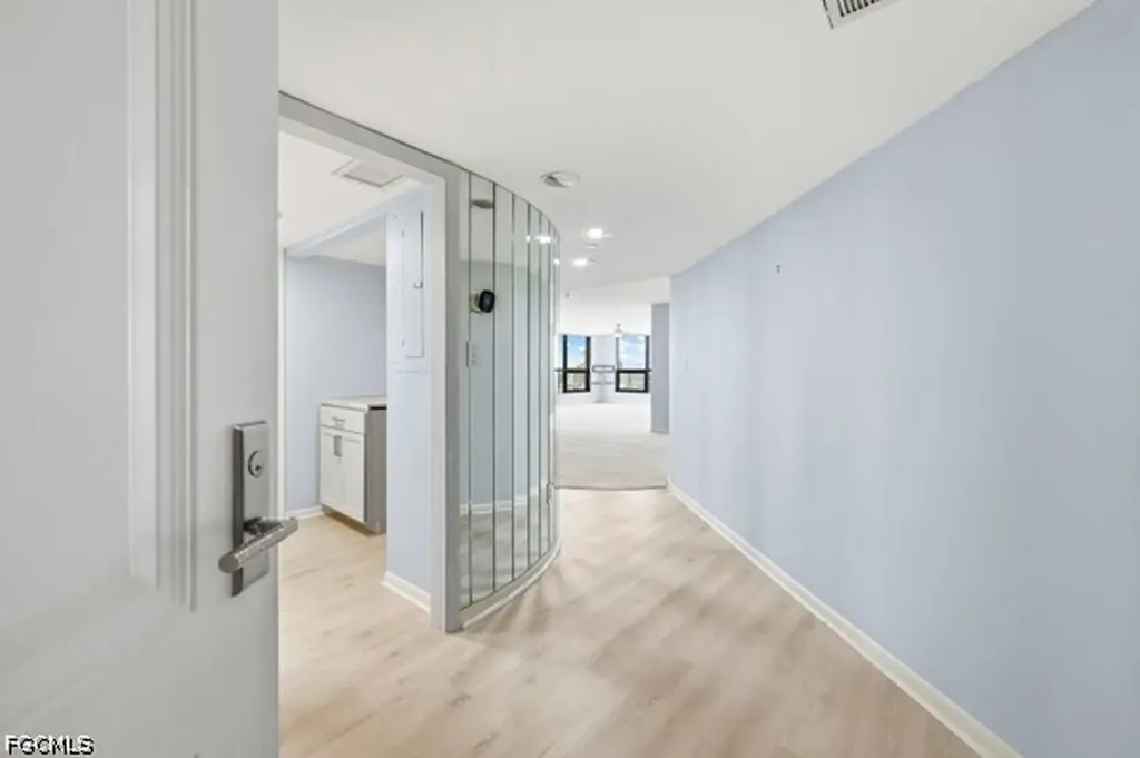 4751 Gulf Shore Boulevard N Naples FL 34103