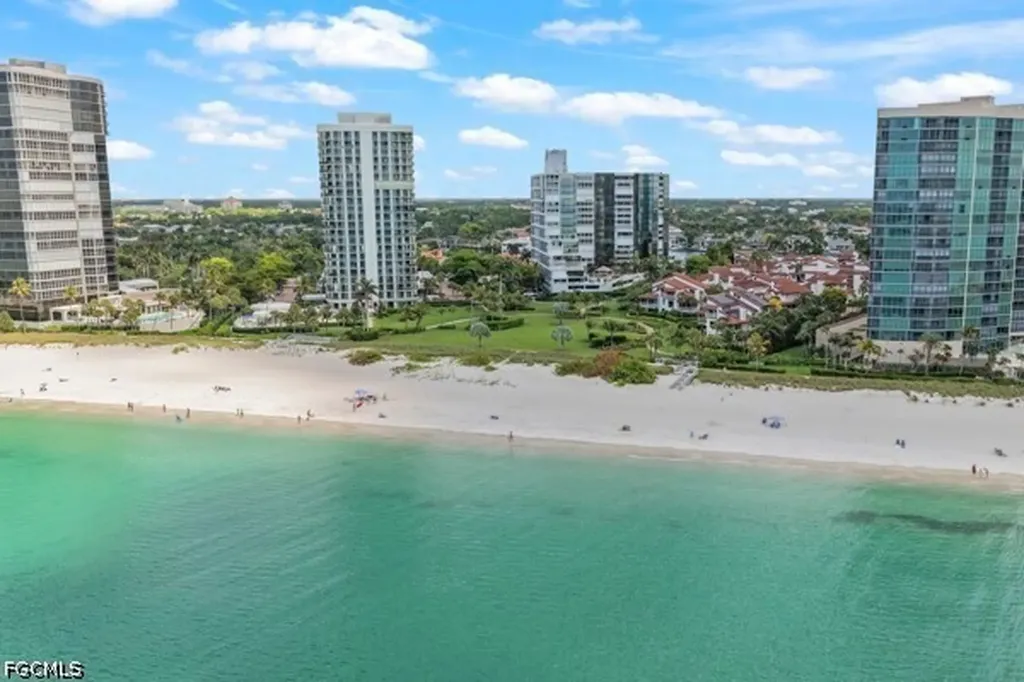 4751 Gulf Shore Boulevard N Naples FL 34103