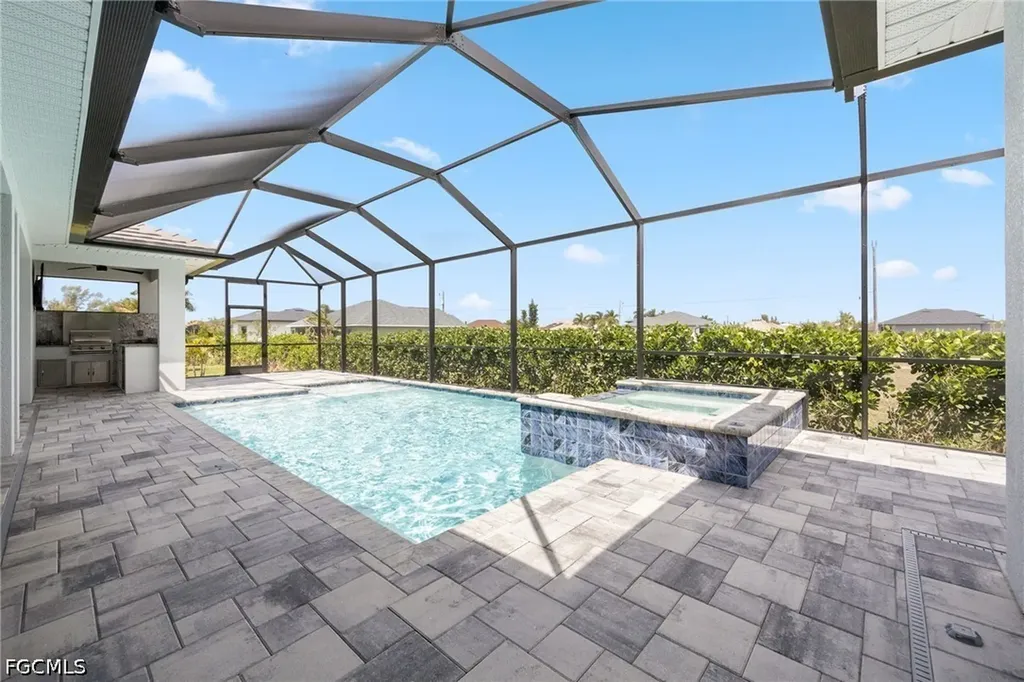 4105 NW 20th Street Cape Coral FL 33993