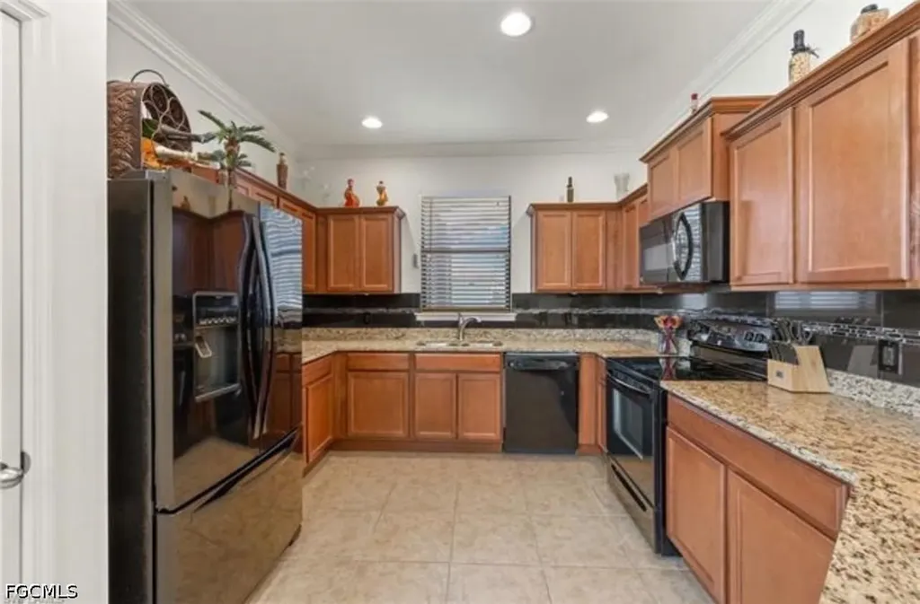 304 SW Trafalgar Parkway Cape Coral FL 33991
