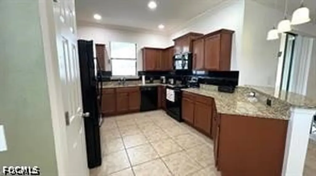304 SW Trafalgar Parkway Cape Coral FL 33991