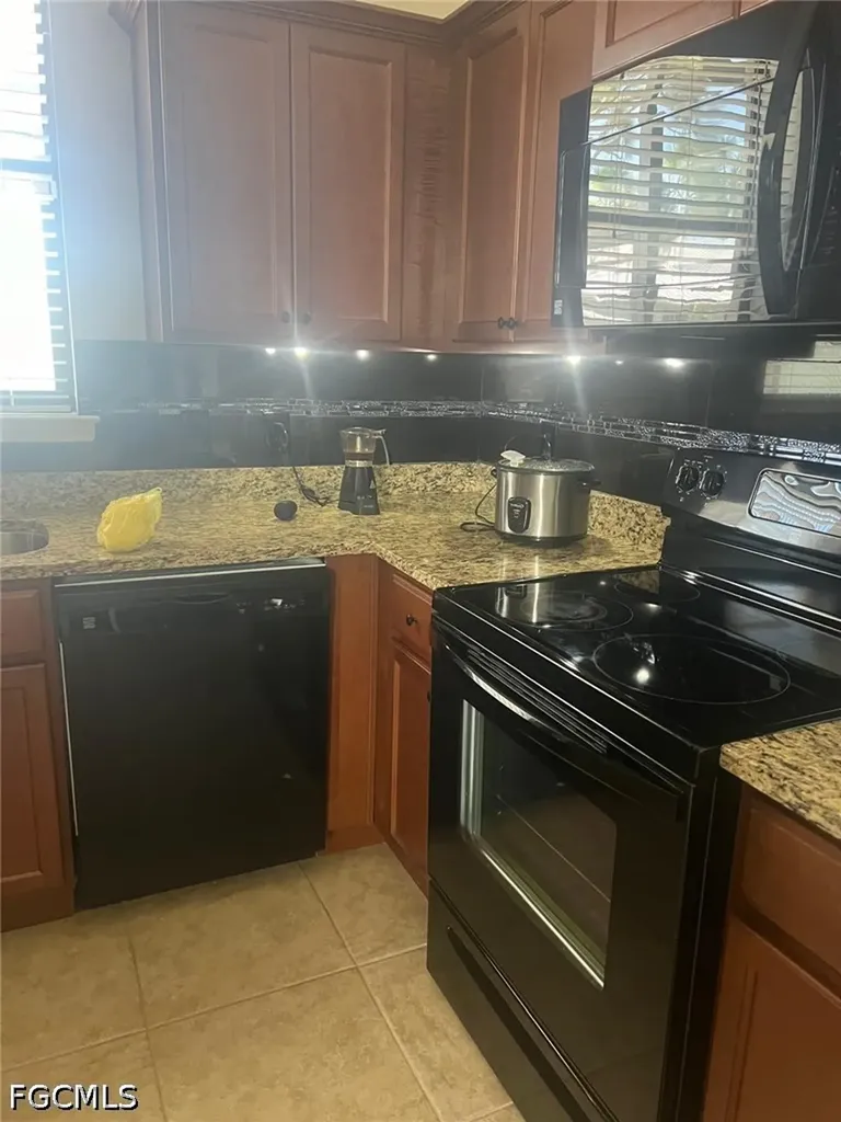 304 SW Trafalgar Parkway Cape Coral FL 33991