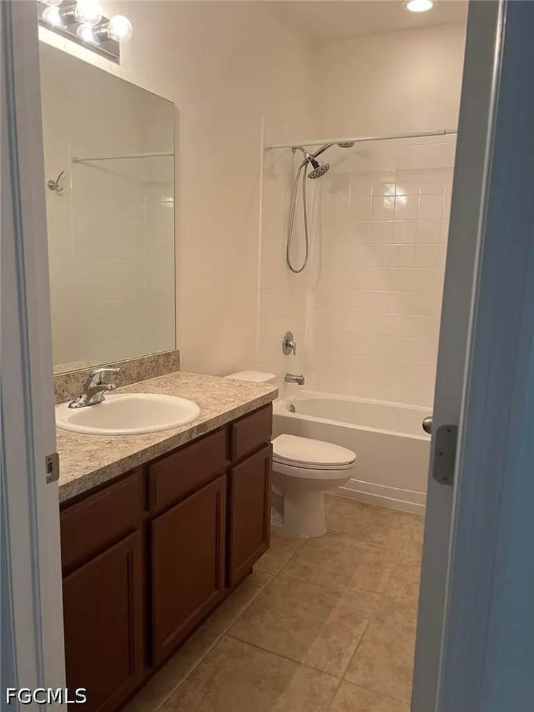 304 SW Trafalgar Parkway Cape Coral FL 33991
