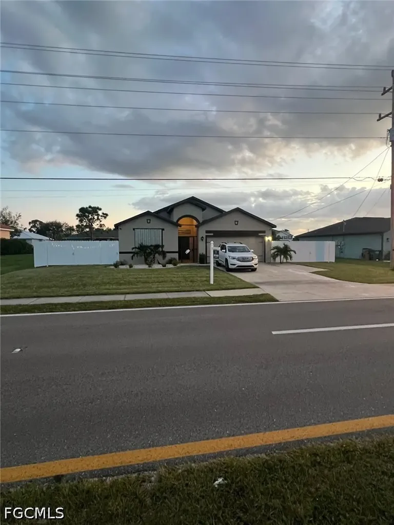 304 SW Trafalgar Parkway Cape Coral FL 33991