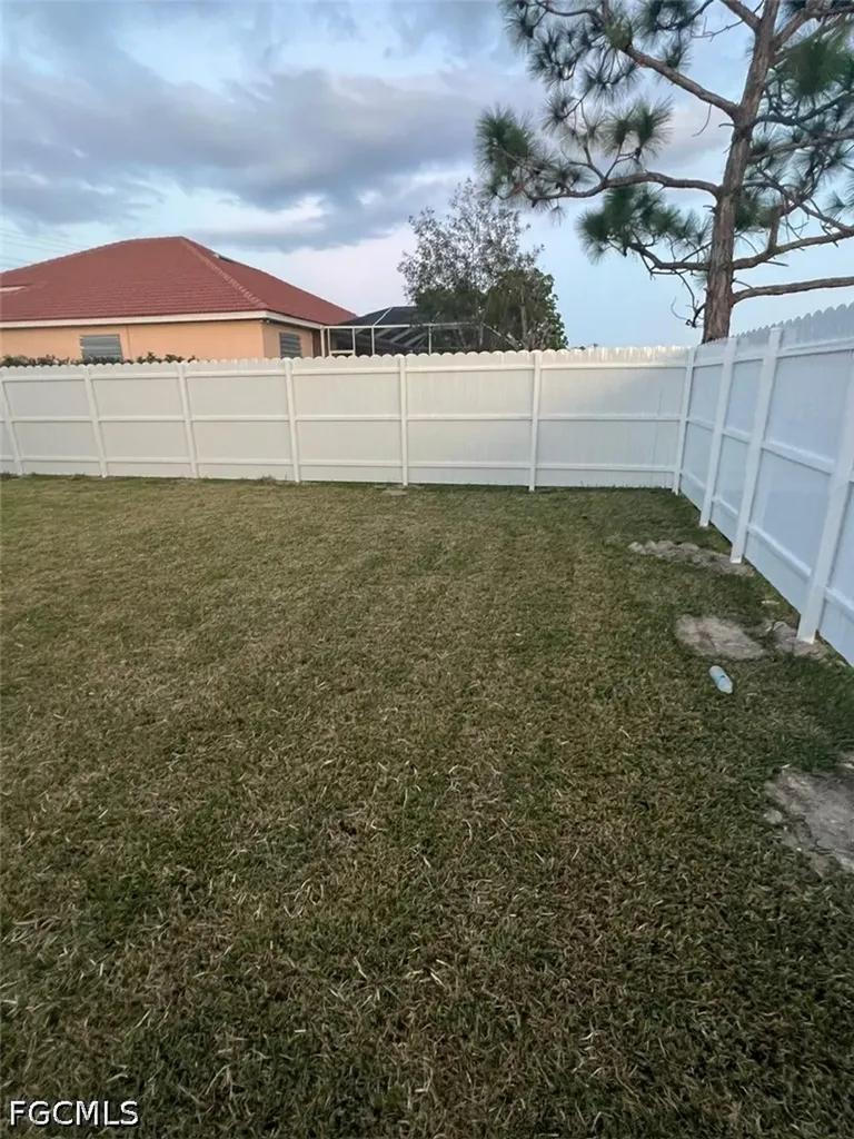 304 SW Trafalgar Parkway Cape Coral FL 33991