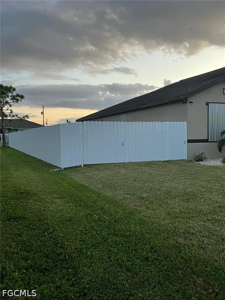 304 SW Trafalgar Parkway Cape Coral FL 33991