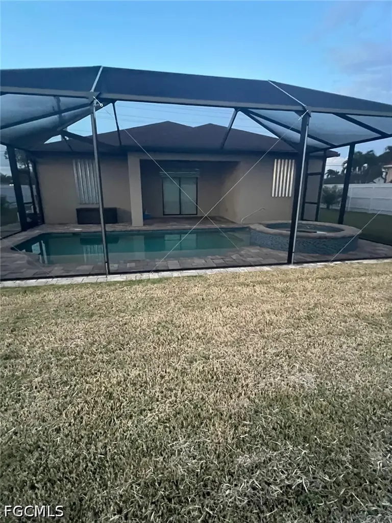 304 SW Trafalgar Parkway Cape Coral FL 33991