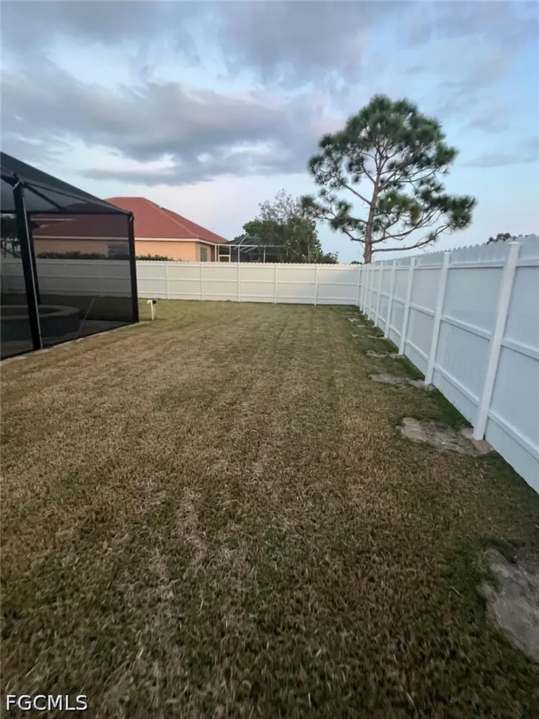 304 SW Trafalgar Parkway Cape Coral FL 33991