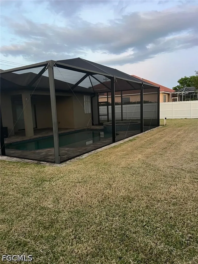 304 SW Trafalgar Parkway Cape Coral FL 33991